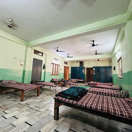 Satsang Lodge バラナシ エクステリア 写真
