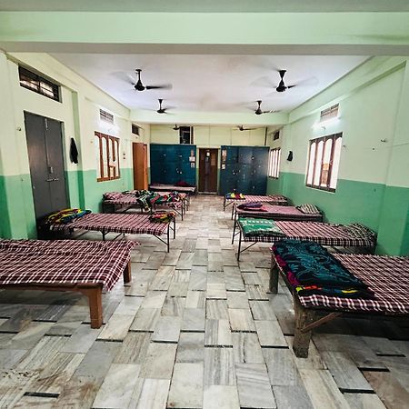 Satsang Lodge バラナシ エクステリア 写真