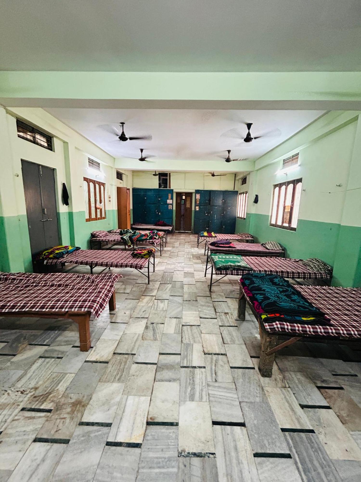 Satsang Lodge バラナシ エクステリア 写真