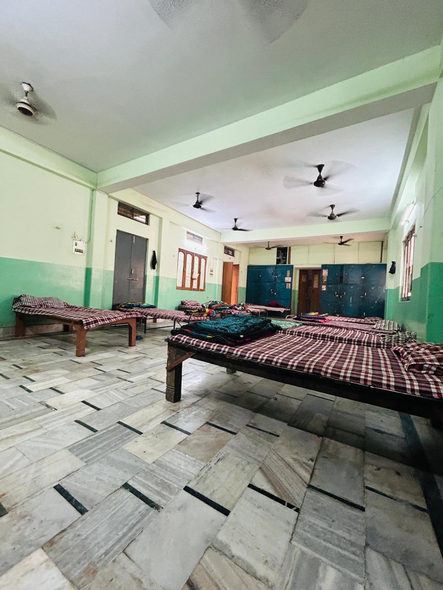 Satsang Lodge バラナシ エクステリア 写真